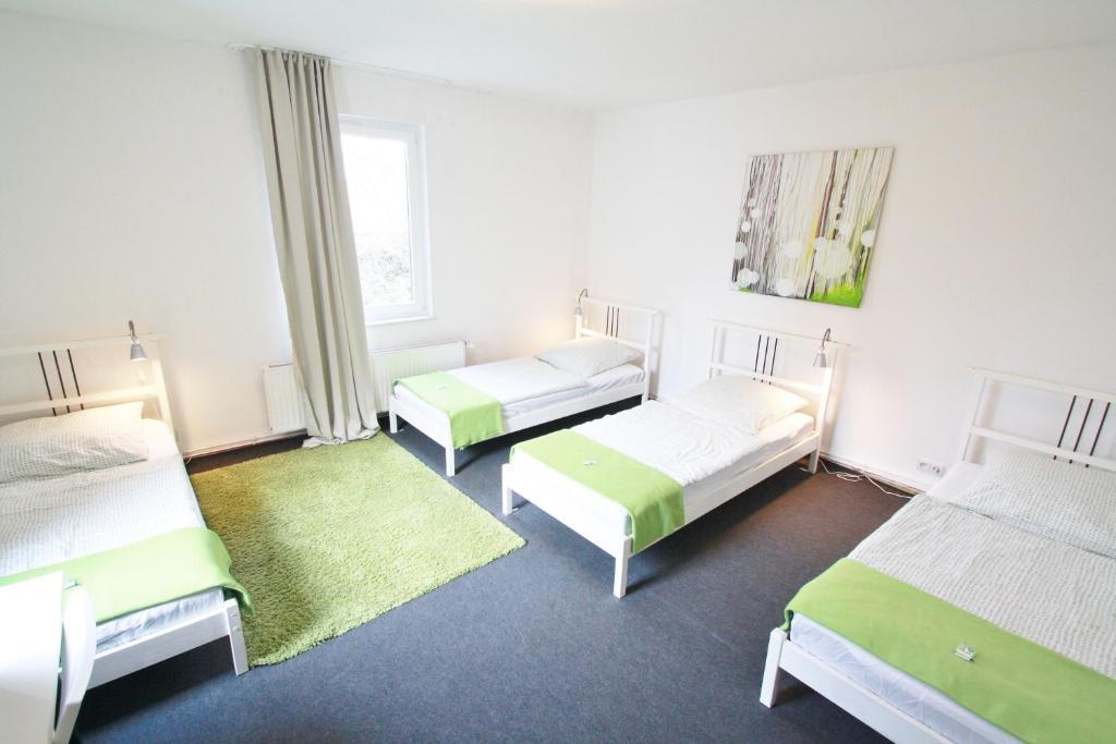Bedpark Altona Pension Hamburg Szoba fotó